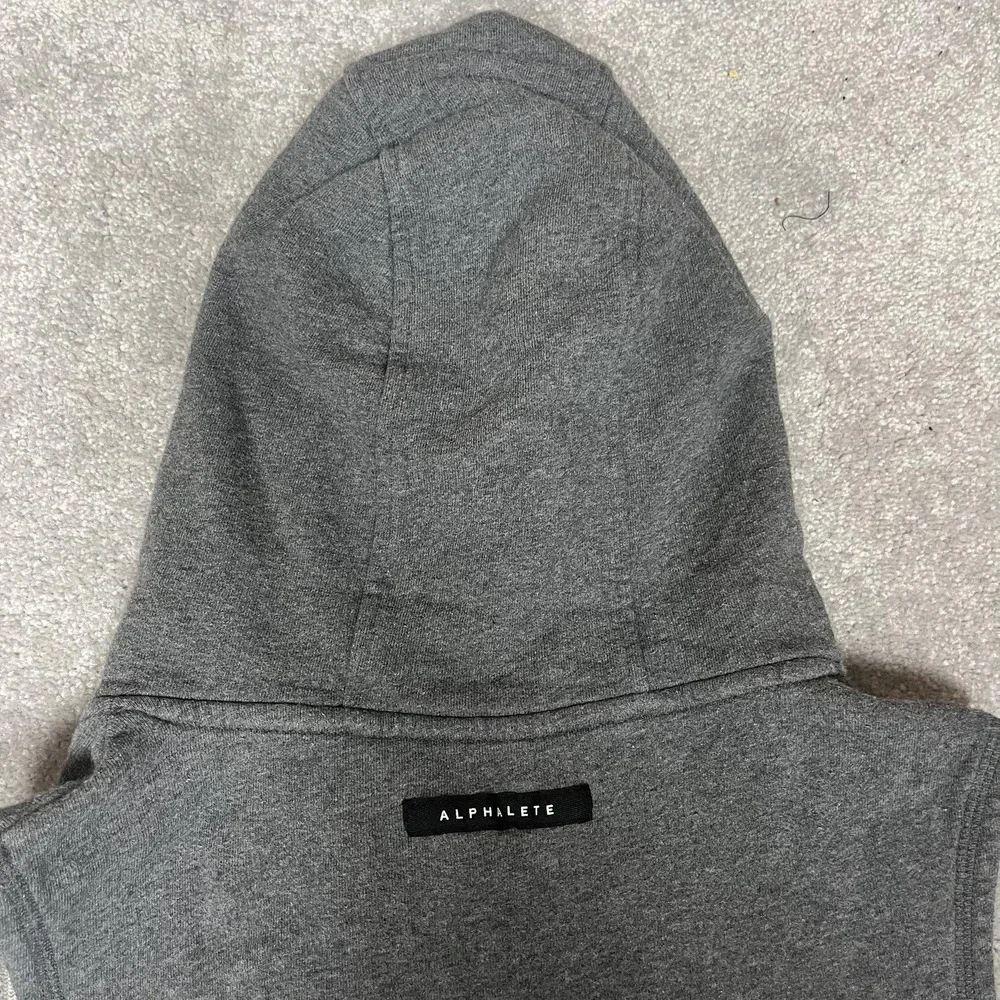 Alphalete Hoodie Mens Small Gray‎ Sleeveless Pullover Athletic Gym Workout Sport - Picture 7 of 7